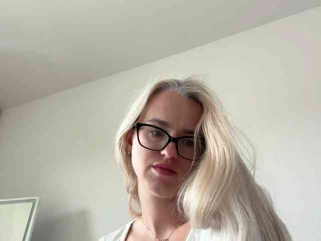 WorldClassBae webcam
