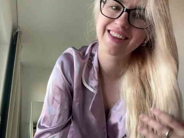 WorldClassBae webcam