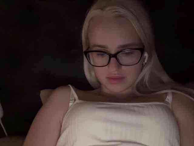 WorldClassBae webcam
