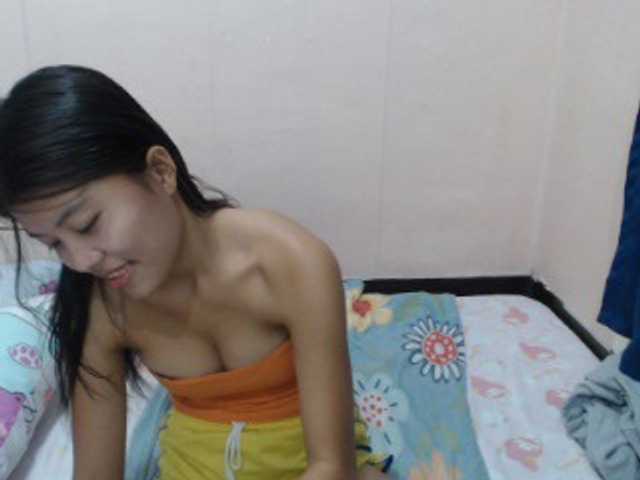 LynDy live cam on BongaCams