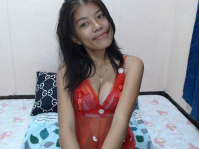 LynDy live cam on BongaCams