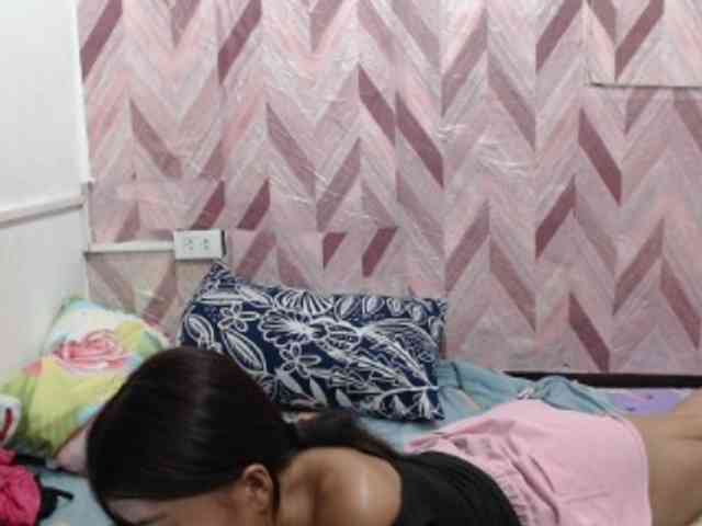 LynDy Live Webcam on BongaCams