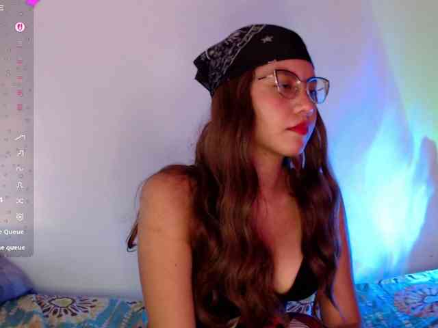 LolaGibson webcam