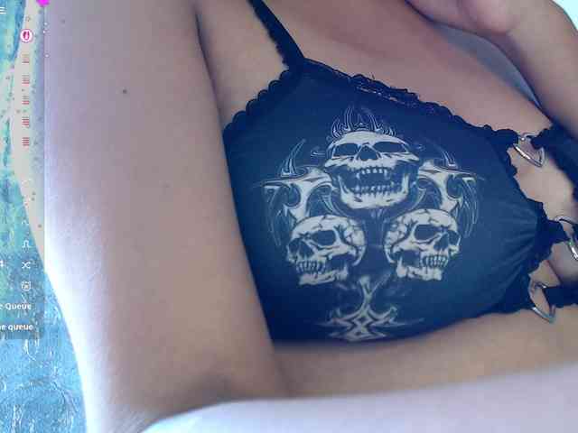 LolaGibson webcam