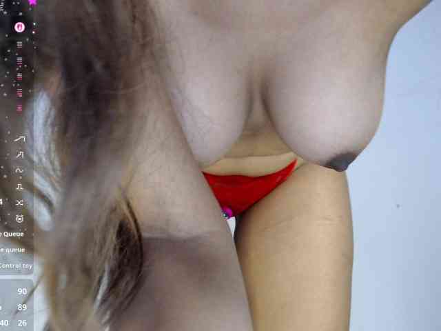 LolaGibson