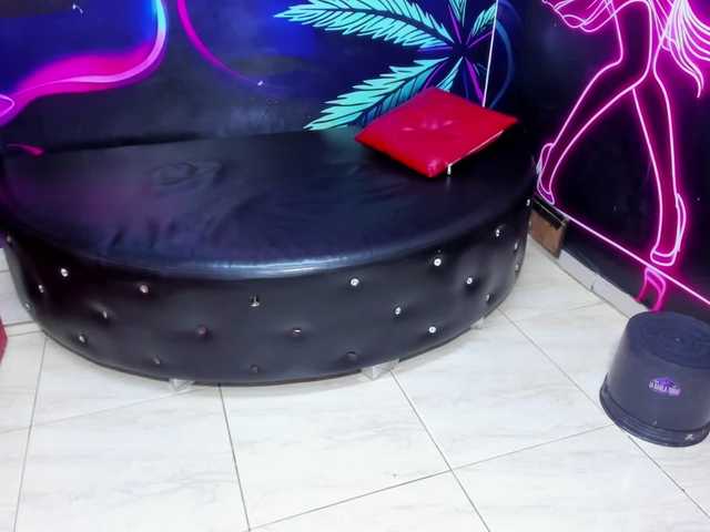 daring_latinavip live cam preview