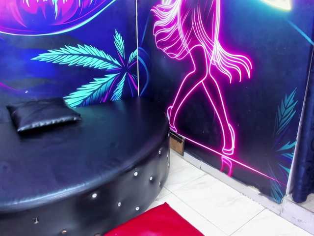 daring-latinaviip