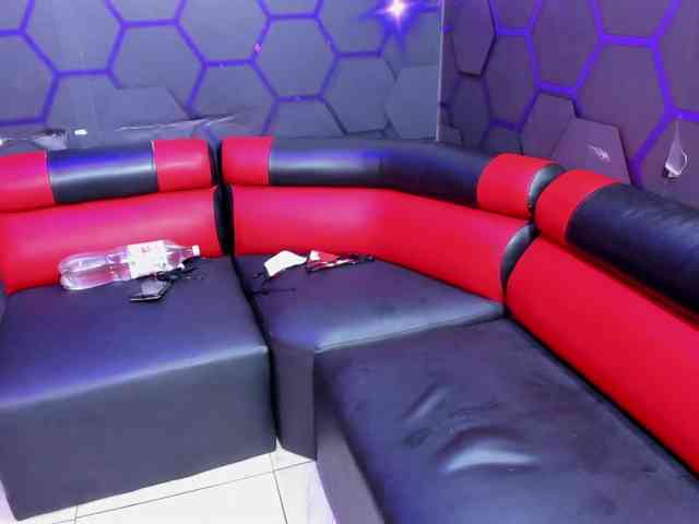 daring_latinavip webcam