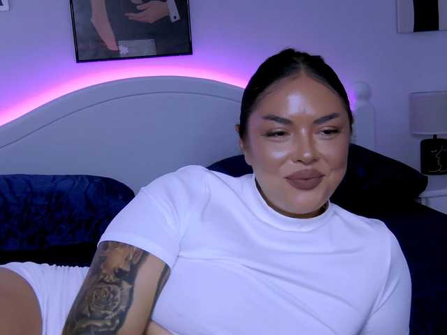 LiliKittenXO live cam on BongaCams