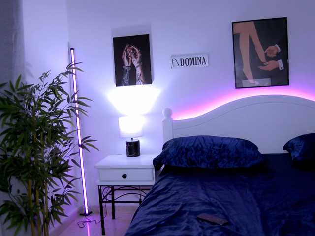 LiliKittenXO live cam