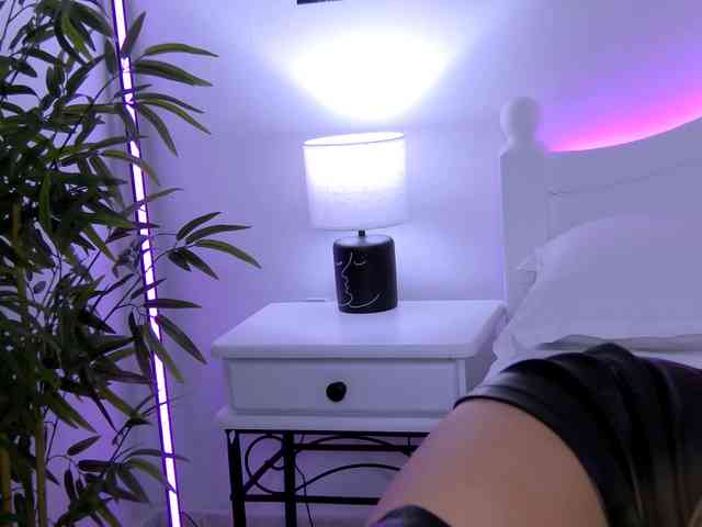 Modèle: LiliKittenXO