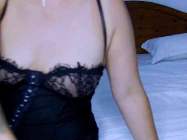 LiliKittenXO webcam