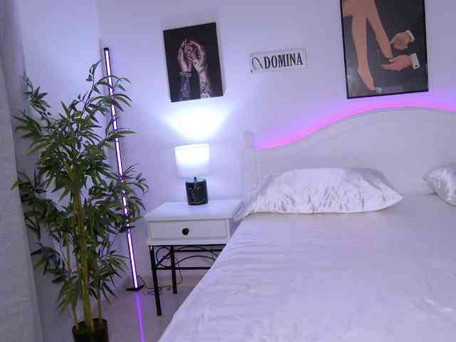 LiliKittenXO webcam