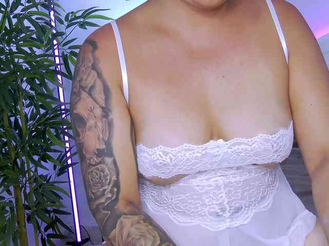 LiliKittenXO webcam