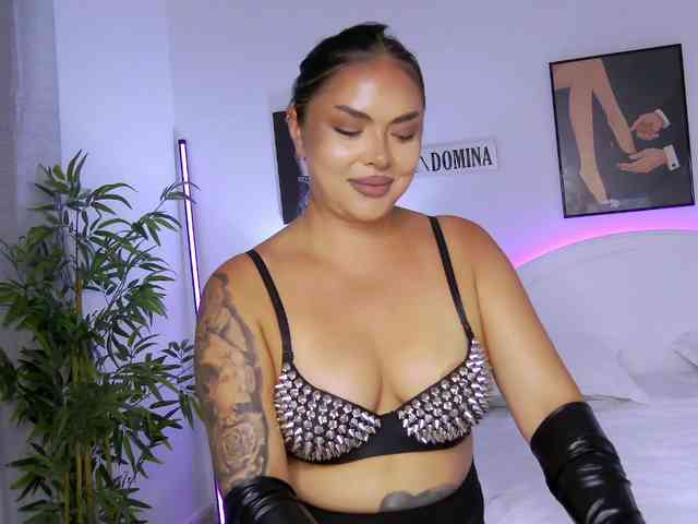 LiliKittenXO webcam