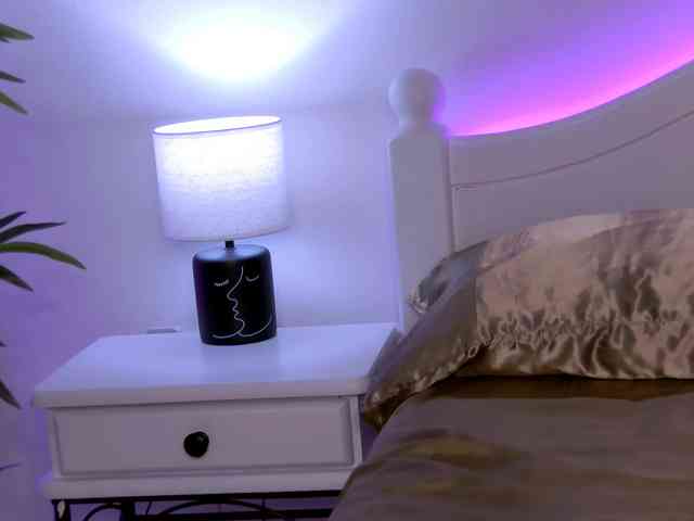 LiliKittenXO webcam