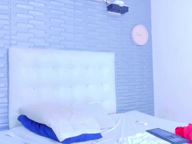 ebony-suggarmommy1 live webcam show