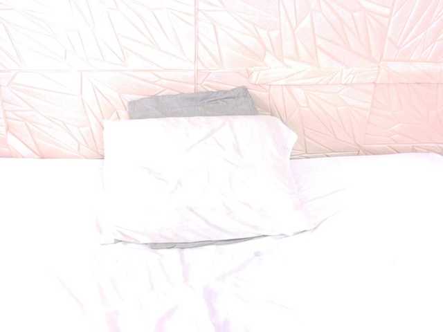 ebony-suggarmommy1 live cam on BongaCams