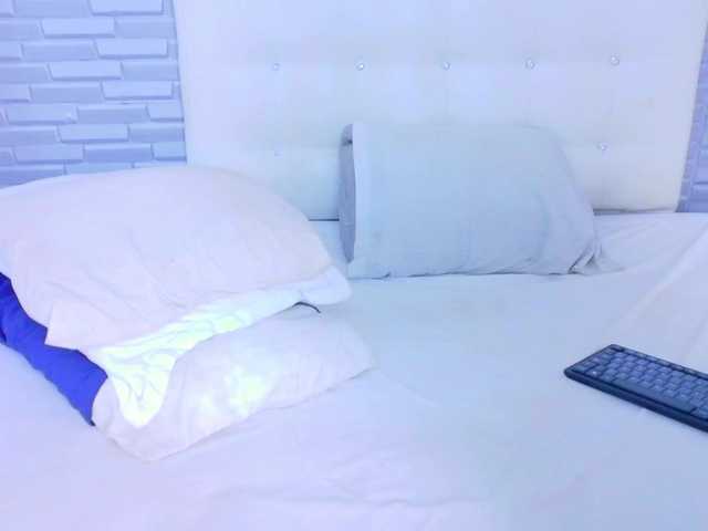ebony-suggarmommy1 live webcam show