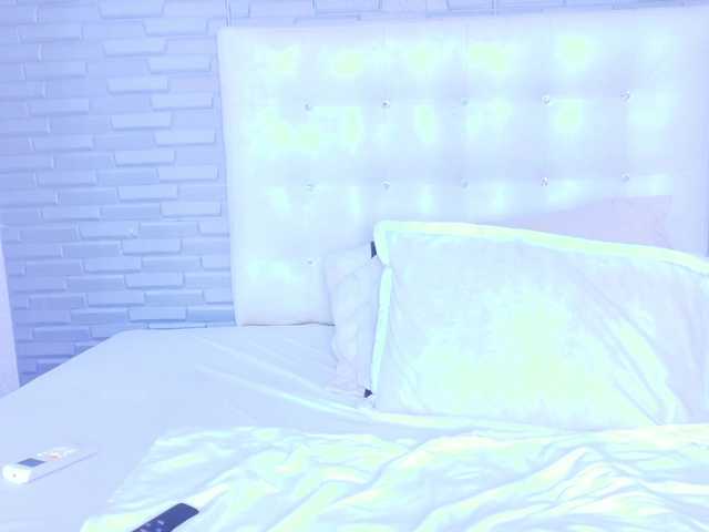 ebony-suggarmommy1 live webcam show