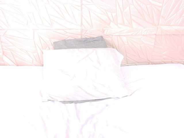 ebony-suggarmommy1 live cam on BongaCams