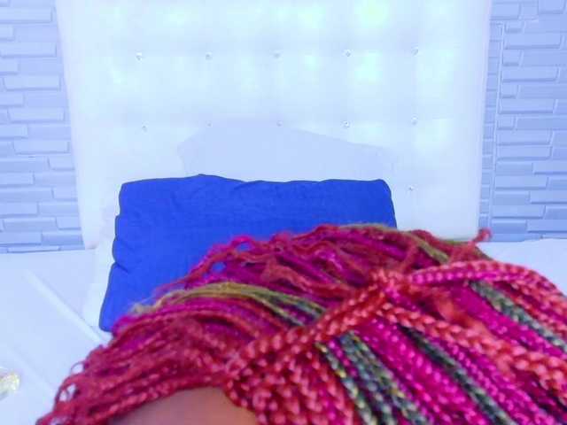 ebony-suggarmommy1 live webcam show