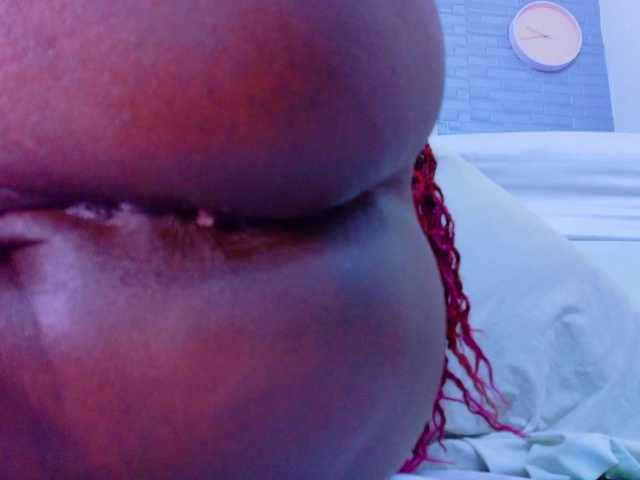 ebony-suggarmommy1 live webcam show