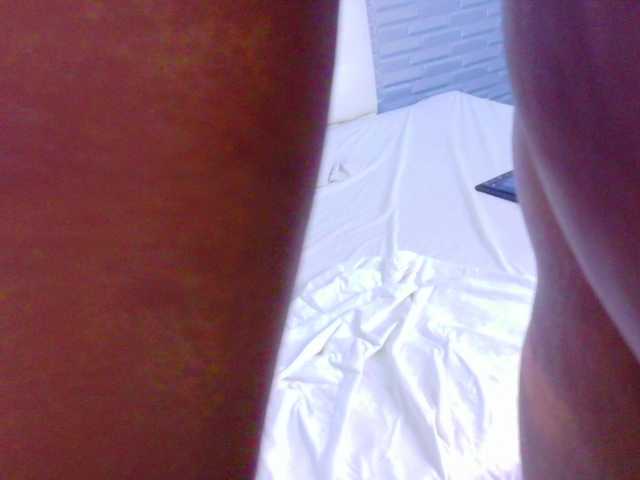 ebony-suggarmommy1 live cam on BongaCams