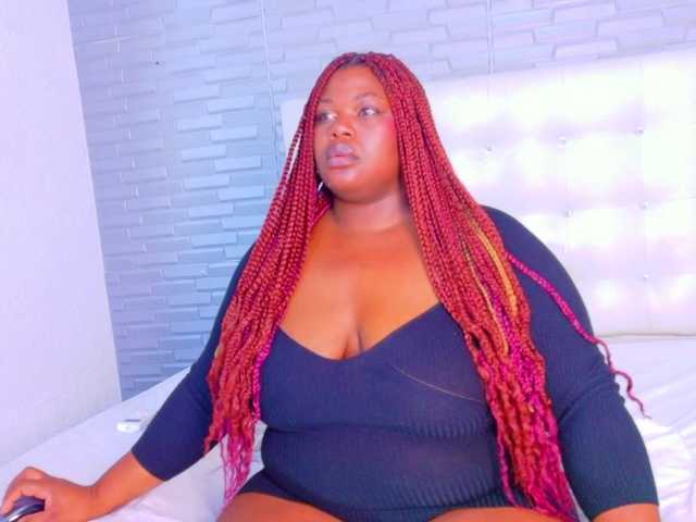 ebony-suggarmommy1 Live-Cam auf BongaCams