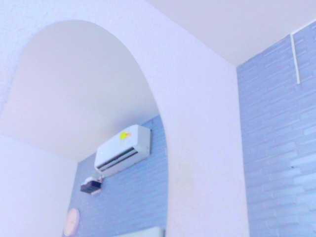 ebony-suggarmommy1 live cam on BongaCams