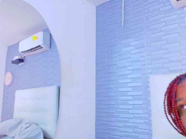 ebony-suggarmommy1 webcam