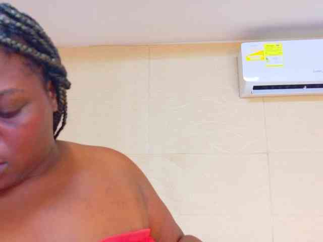 ebony-suggarmommy1 webcam