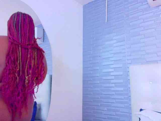 ebony-suggarmommy1 webcam