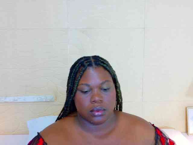 ebony-suggarmommy1 webcam