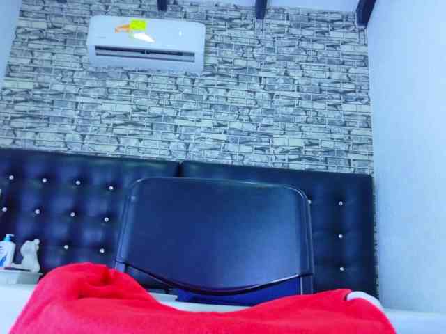 ebony-suggarmommy1 webcam