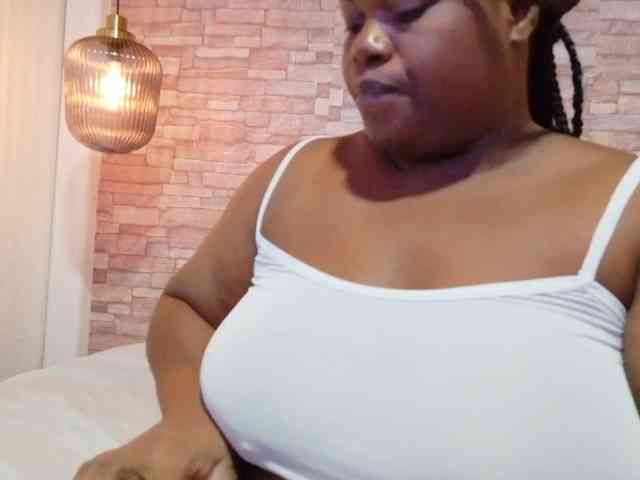ebony-suggarmommy1