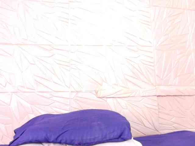 ebony-suggarmommy1 webcam