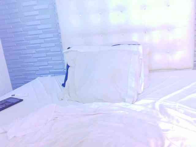 ebony-suggarmommy1 webcam