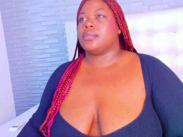 ebony-suggarmommy1 webcam