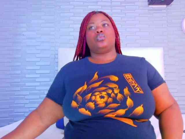 ebony-suggarmommy1 webcam