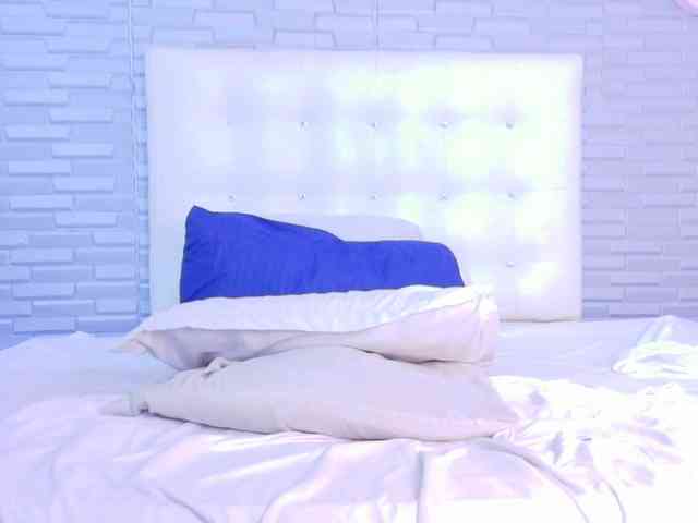 ebony-suggarmommy1 webcam