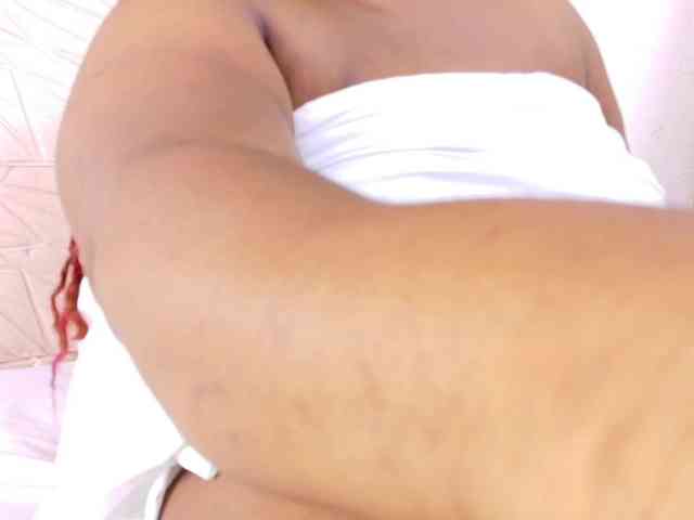 ebony-suggarmommy1 webcam