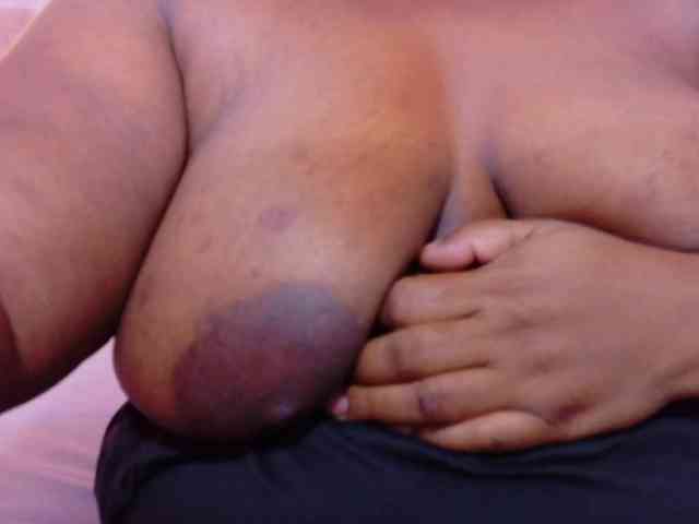 ebony-suggarmommy1