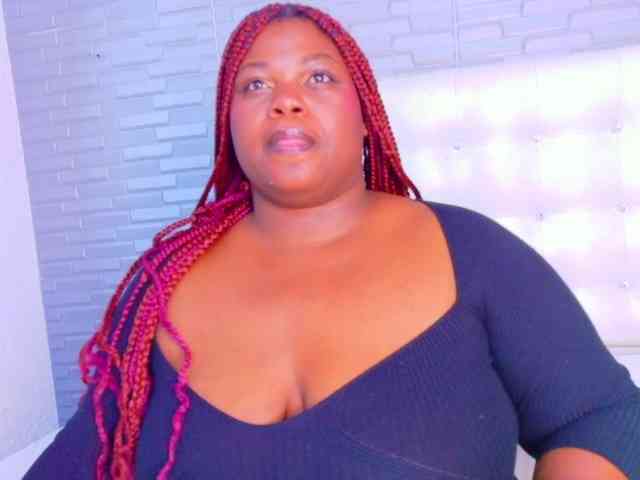 ebony-suggarmommy1 webcam