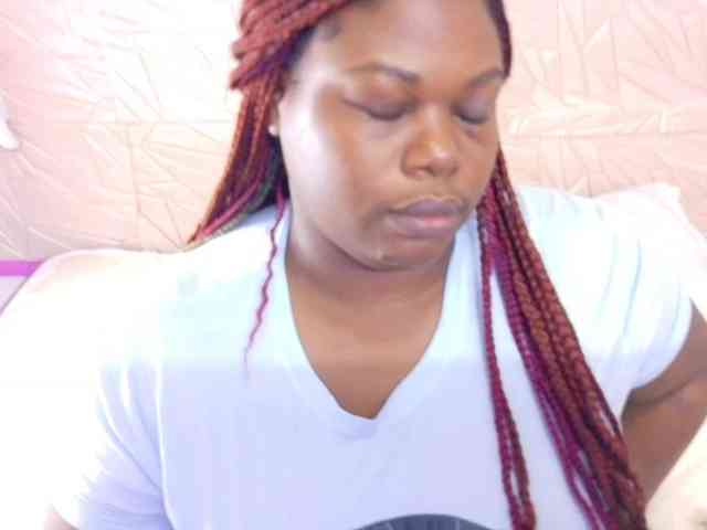 ebony-suggarmommy1 webcam