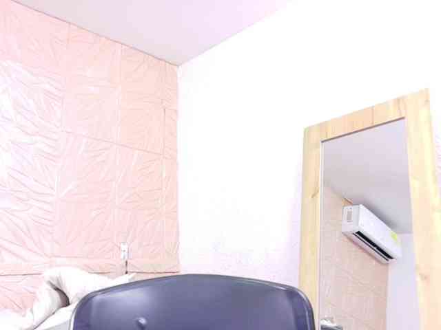 ebony-suggarmommy1 webcam