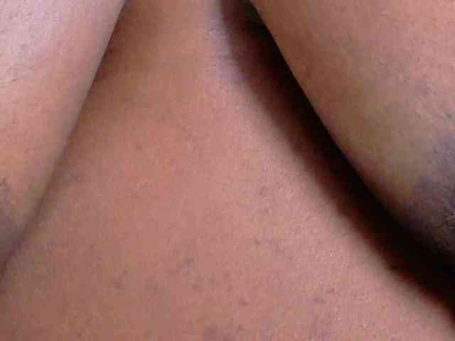 ebony-suggarmommy1 webcam