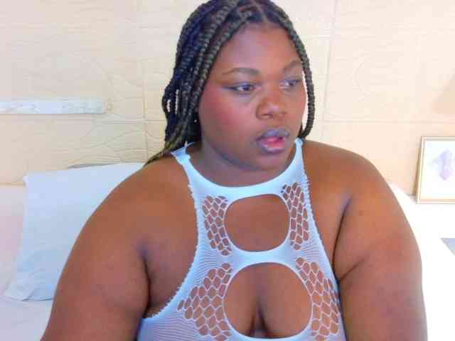 ebony-suggarmommy1 webcam