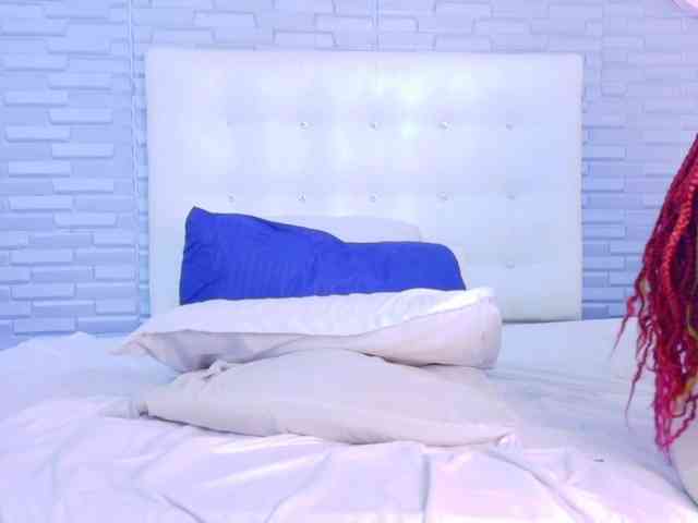 ebony-suggarmommy1 webcam