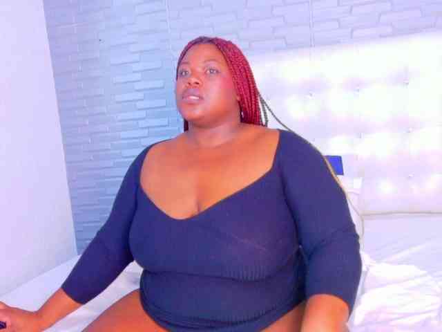 ebony-suggarmommy1 webcam